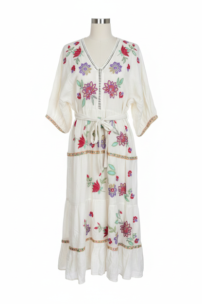 Boho Kleid Blumenstickerei Produktbild